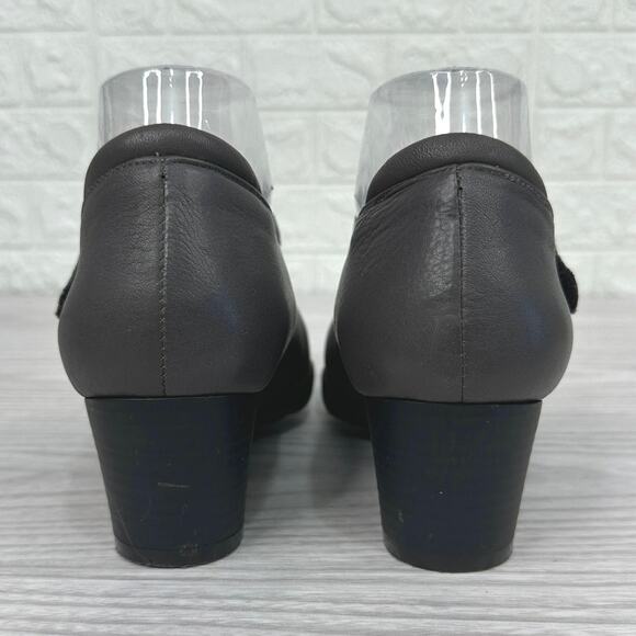 Wolky Mary Jane Pump Shoes SZ 38 Gray Black Hook Loop Strap Block Heels Leather - Picture 8 of 9